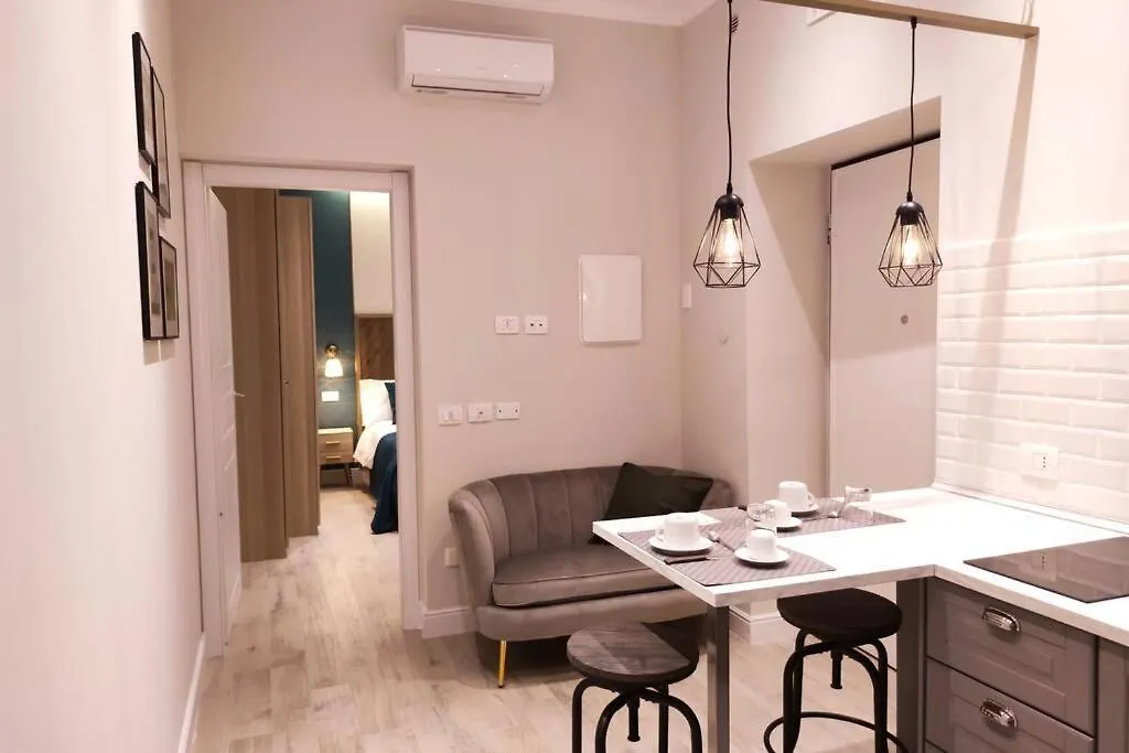 D'Annunzio Street Home Catania 0*,